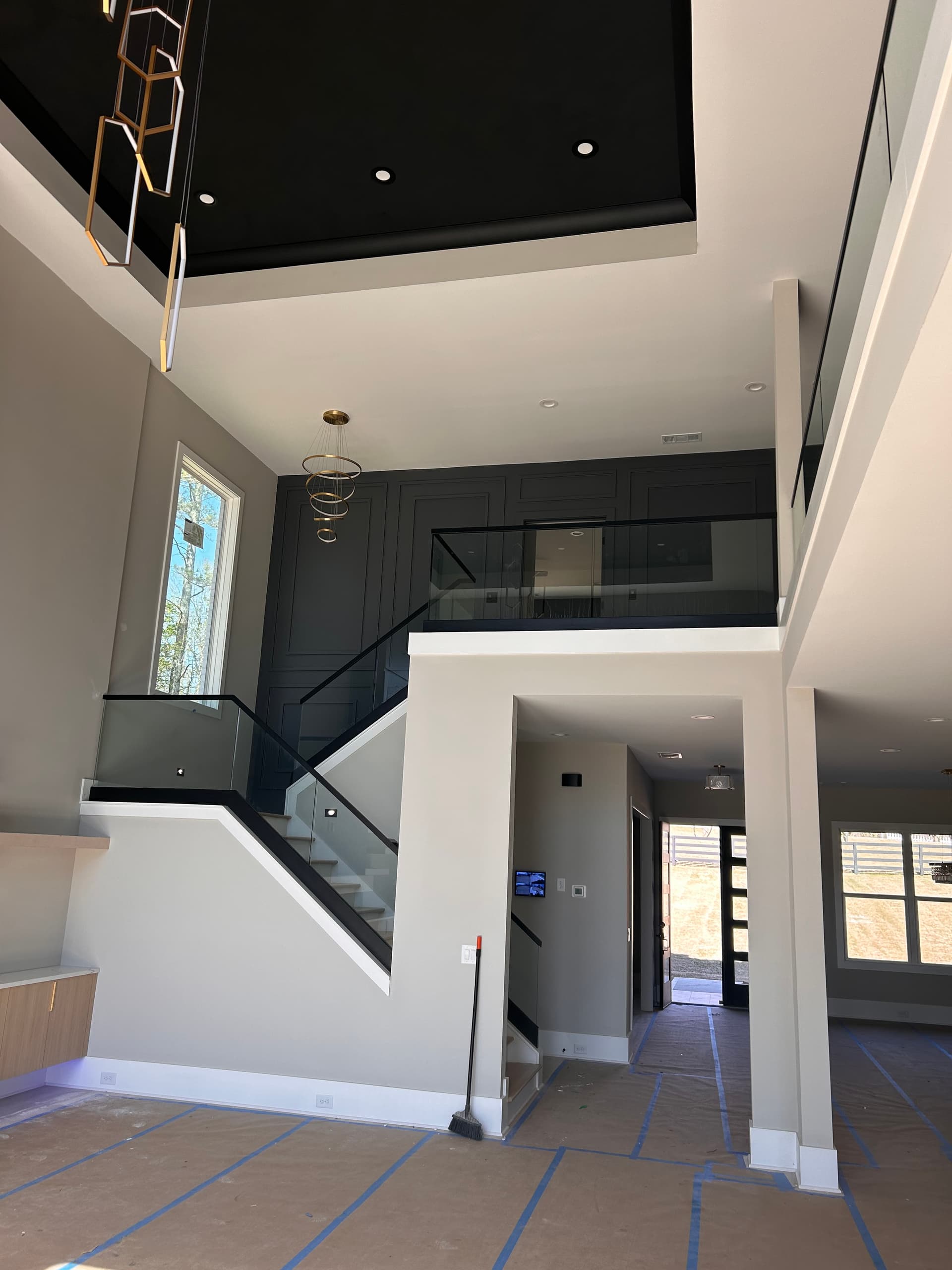 Open Concept Glass Rail